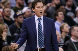 爱游戏官方-爵士实现惊人逆袭！高位射手伯特罗维奇打出精彩表现的简单介绍