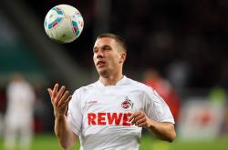 爱游戏tv-欧冠半决赛之夜，哈登比赛走势一手掌控，跨界掌控者的双重舞台