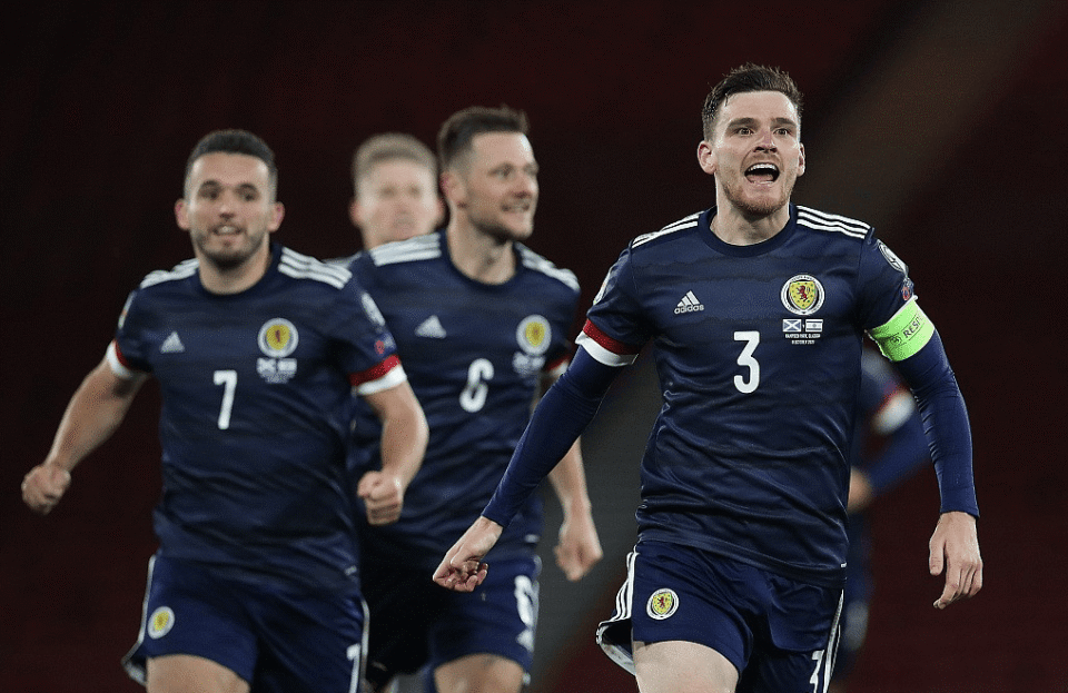 包含瑞士战胜丹麦，晋级欧洲杯预选赛决赛的词条