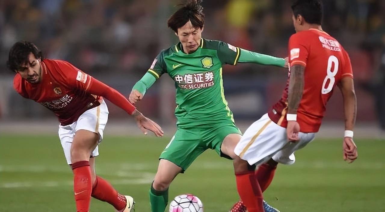 国安主场大胜鲁能,取得宝贵三分 国安主场大胜鲁能,取得宝贵三分