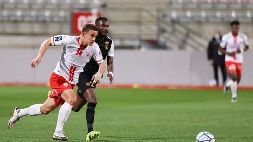 甘冈客场不敌兰斯,遭遇连败 甘冈客场不敌兰斯,遭遇连败