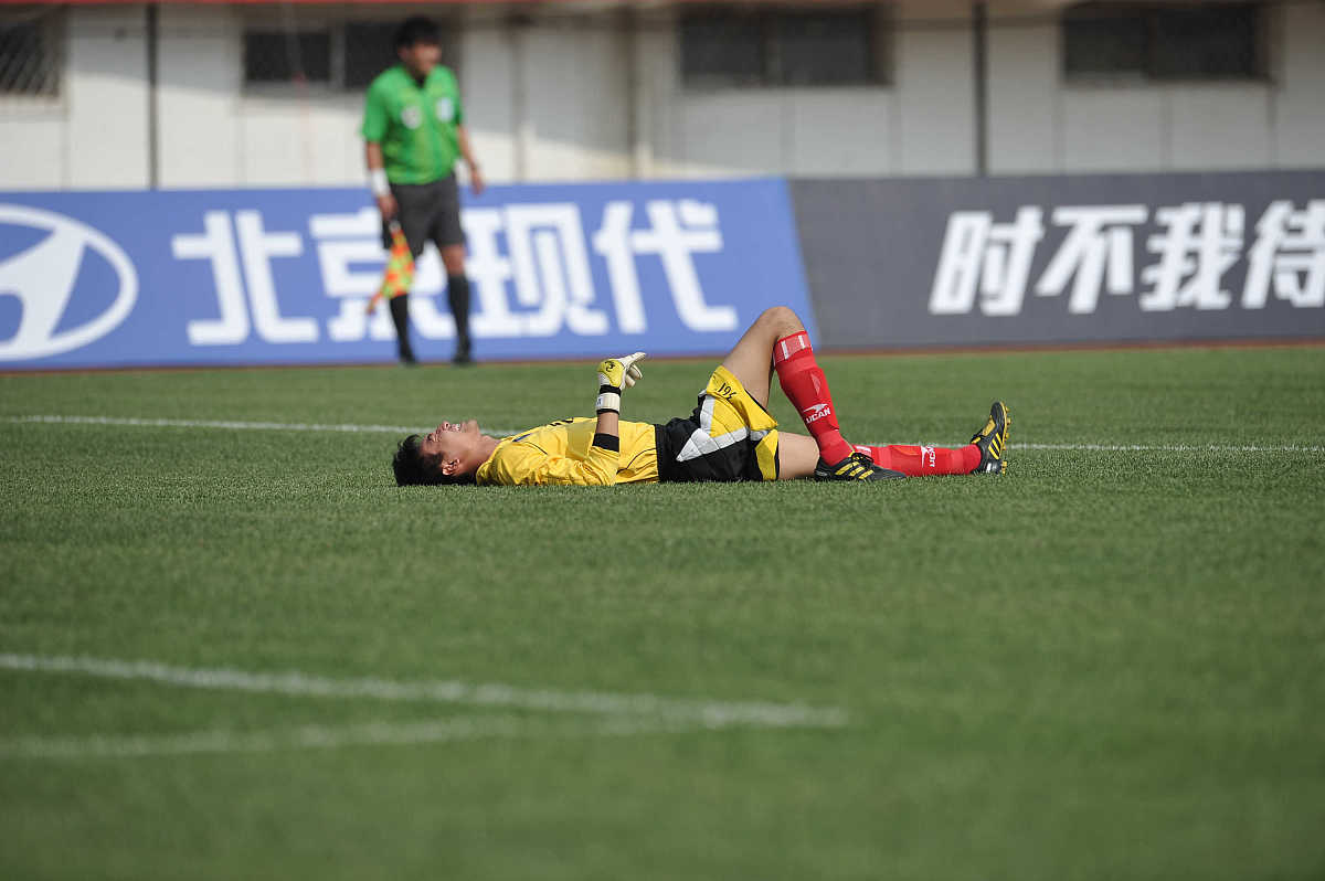 阿森纳一场意外失利,出线形势堪忧的简单介绍 阿森纳一场意外失利,出线形势堪忧的简单介绍