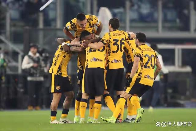 包含非洲强队连续十场不败积分榜排名攀升的词条