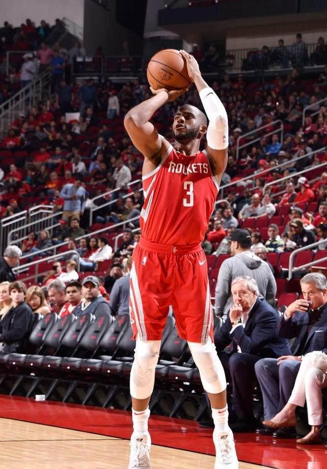 火箭逆转辽宁队,保罗点燃赛场 火箭逆转辽宁队,保罗点燃赛场