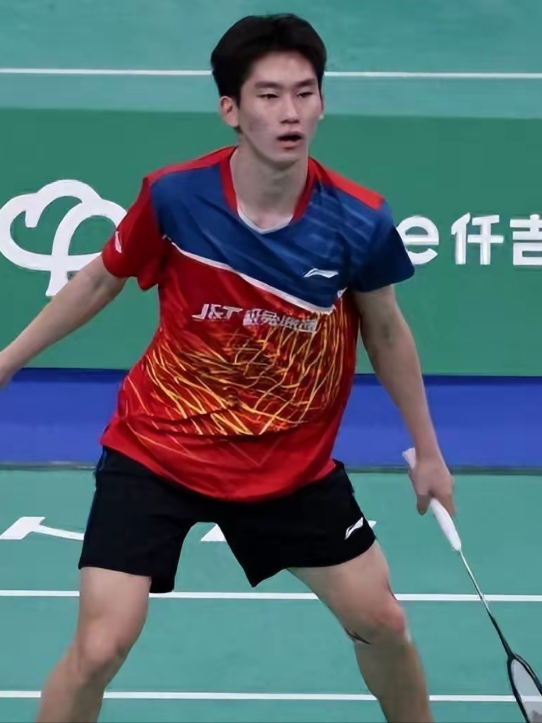 包含中国羽毛球队爆冷法国羽毛球队，林丹制霸全场的词条