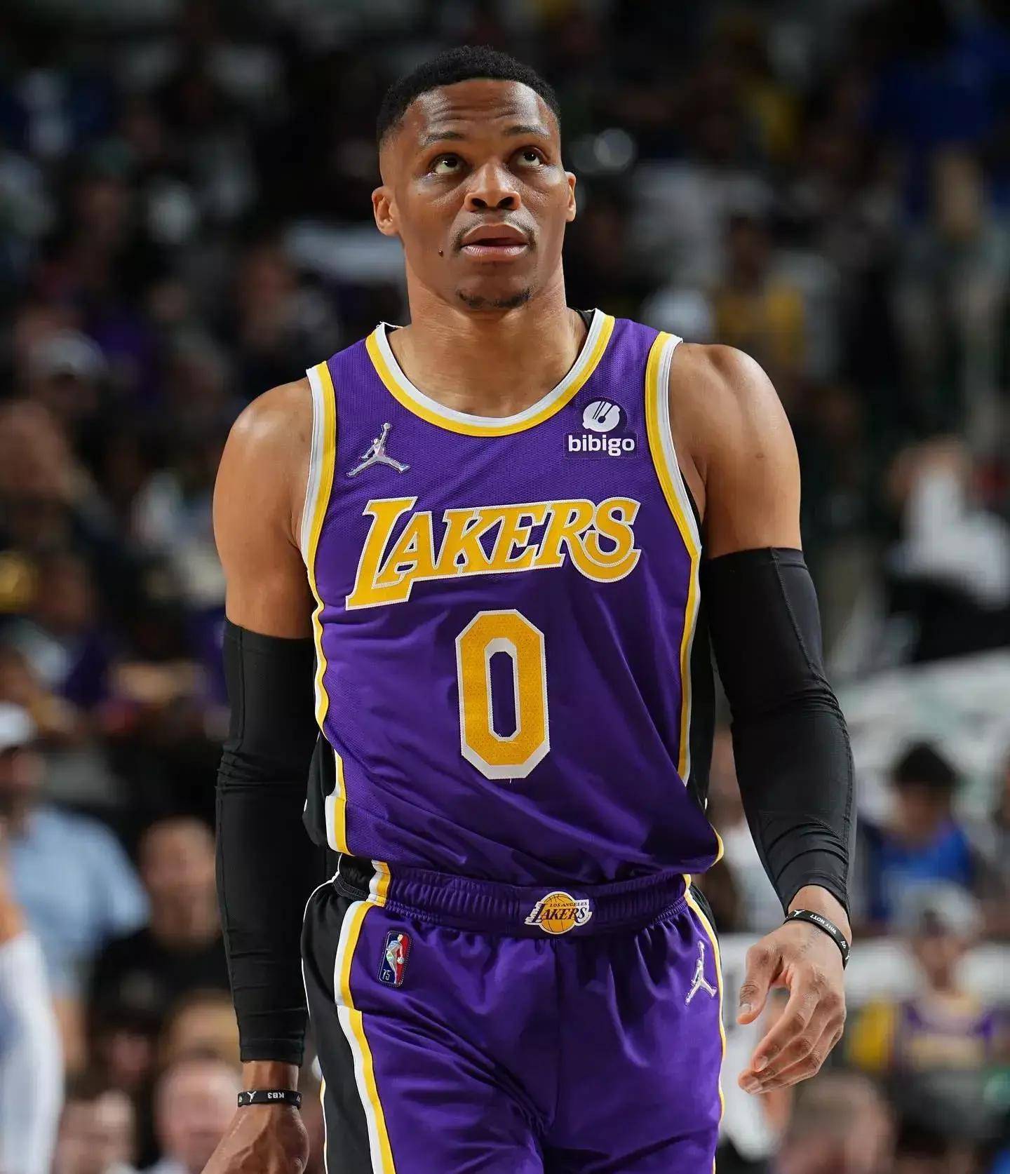 包含湖人逆转爵士,威斯布鲁克打破历史纪录的词条 包含湖人逆转爵士,威斯布鲁克打破历史纪录的词条