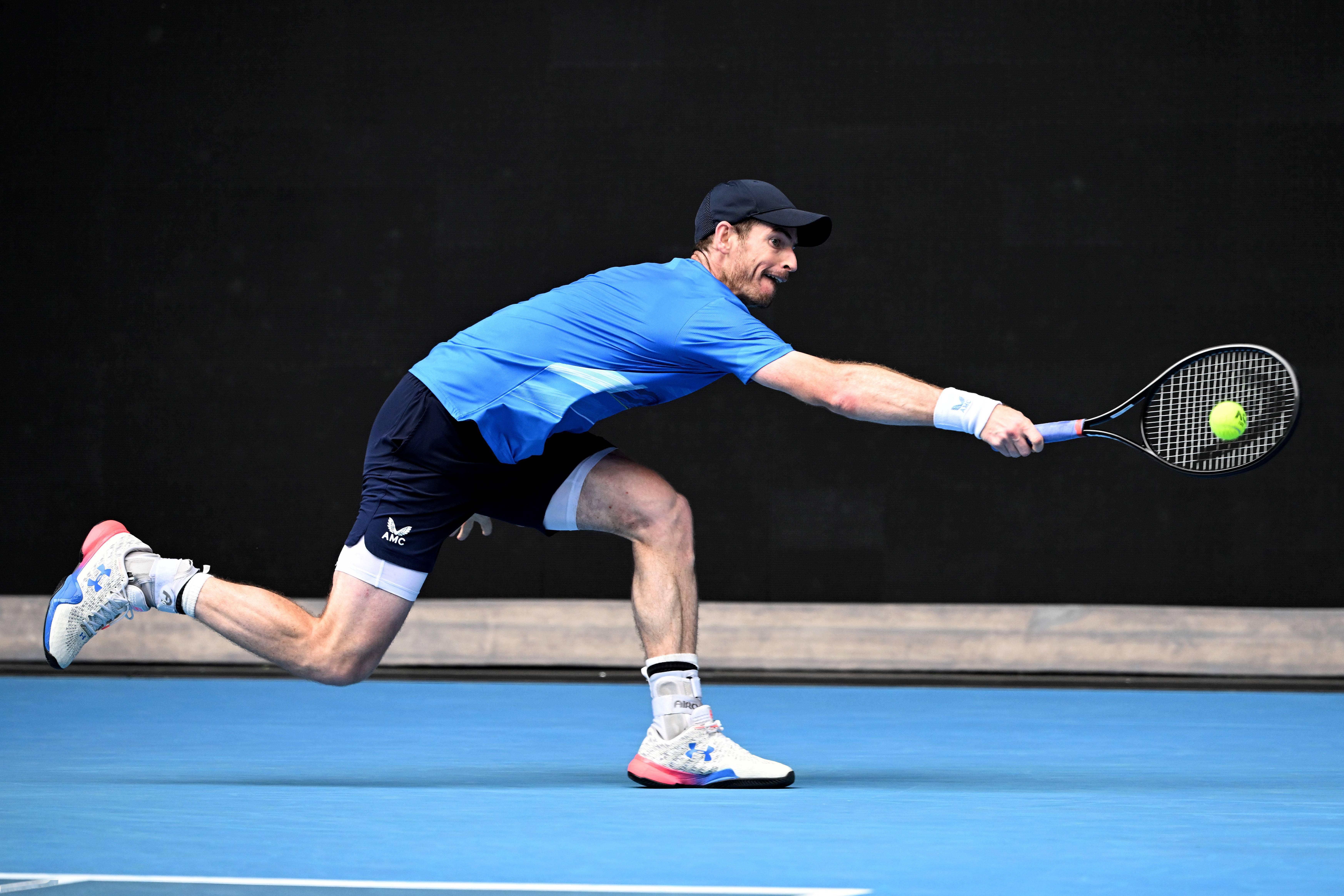 澳大利亚网球队鏖战世界网球队，穆雷绝境逆转