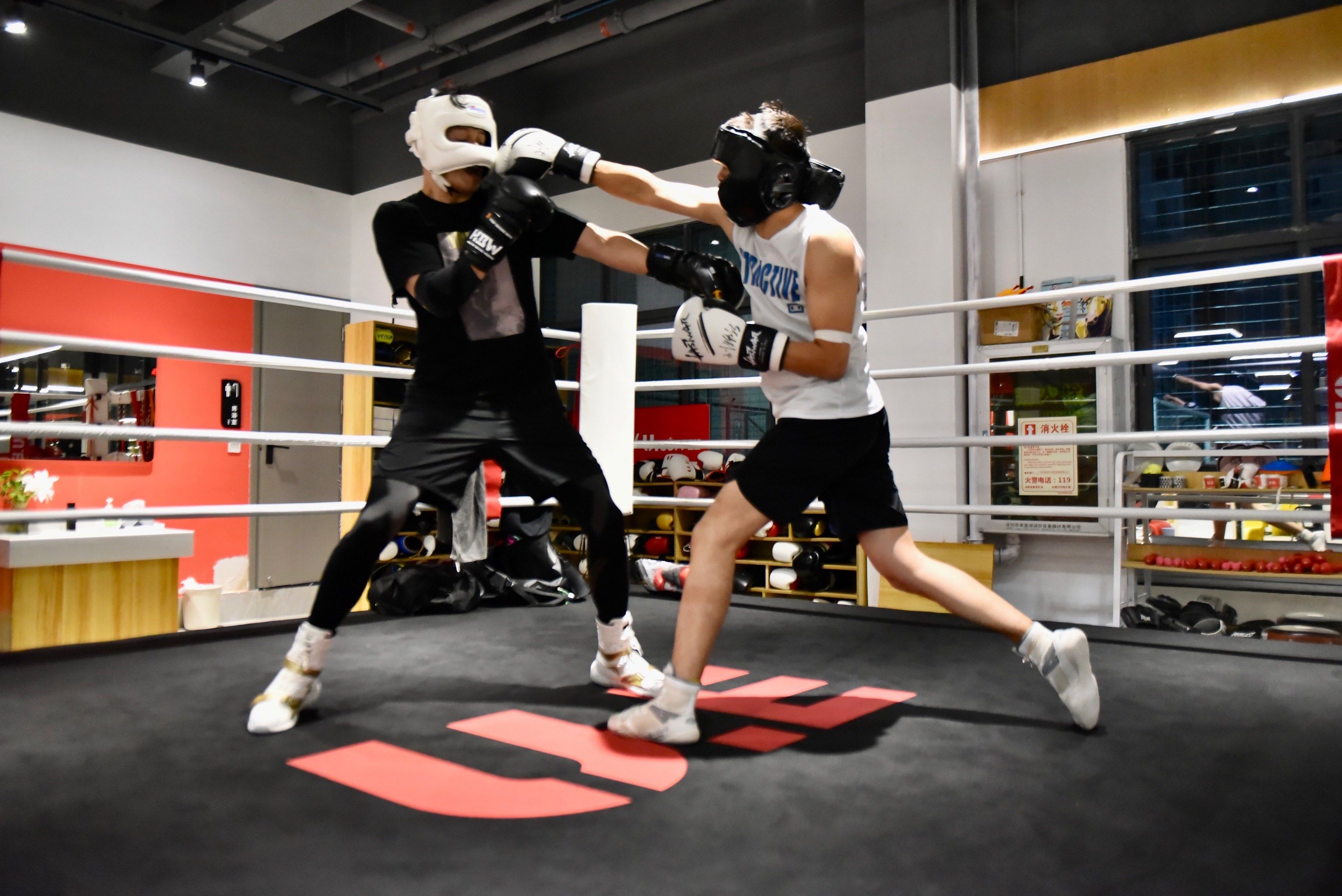 印度队在拳击比赛中打出高光表现的简单介绍 印度队在拳击比赛中打出高光表现的简单介绍