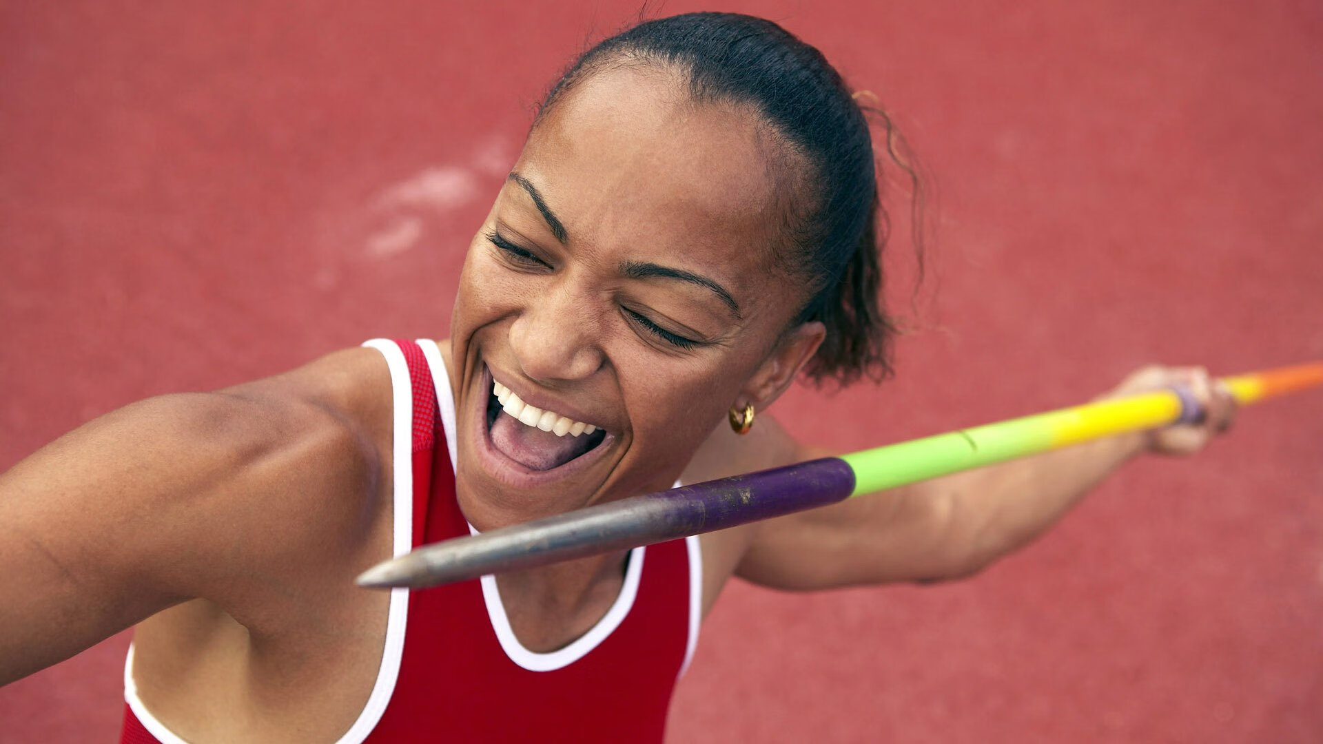 舞台越大越强，浓眉式统治力映照76人与雷霆的胜负哲学